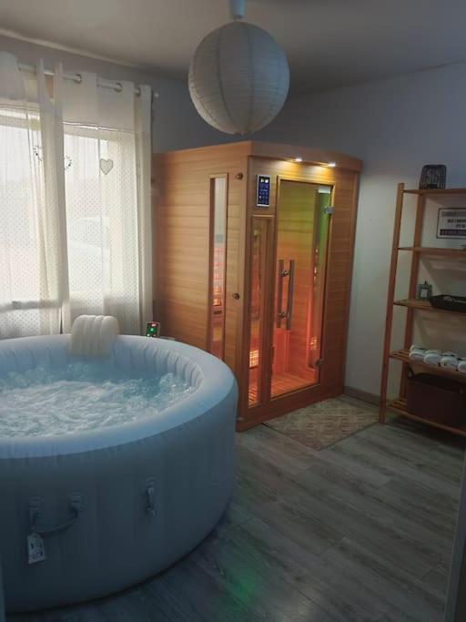 Villa Familiale Avec Spa Et Sauna Saint-Antonin-de-Sommaire 외부 사진
